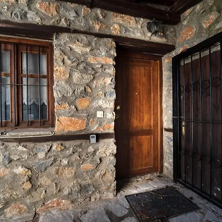Traditional In P. Agios Athanasios Holiday home *
